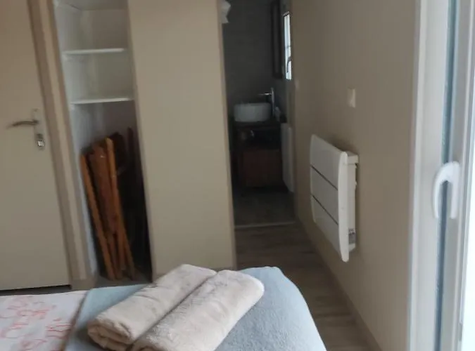 Habitación en casa particular Indépendante