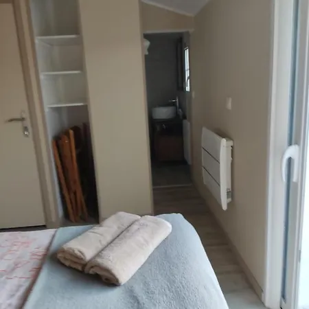 Privat bolig Independante Avec Piscine